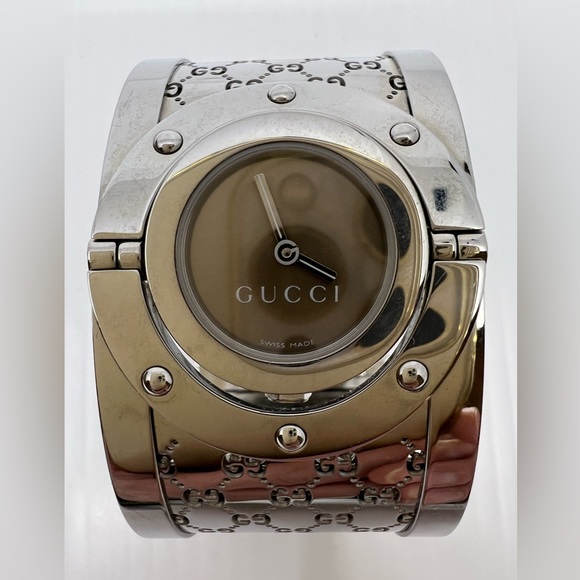 Gucci Twirl Stainless Steel Bangle Bracelet Watch - Picture 10 of 16